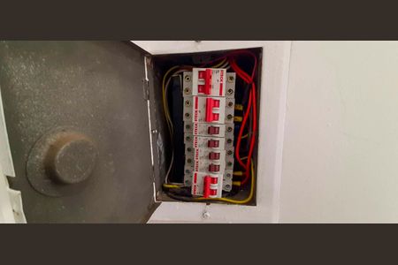 Apartamento à venda com 65m², 2 quartos e 1 vaga Apartamento à venda com 65m², 2 quartos e 1 vagaQuadro de Luz