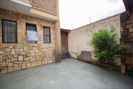 Casa à venda com 107m², 4 quartos e 2 vagas Casa à venda com 107m², 4 quartos e 2 vagasGaragem
