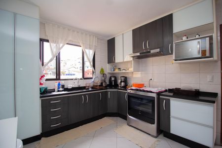 Casa à venda com 107m², 4 quartos e 2 vagas Casa à venda com 107m², 4 quartos e 2 vagasCozinha