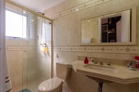 Apartamento à venda com 169m², 4 quartos e 2 vagasBanheiro da Suíte 2