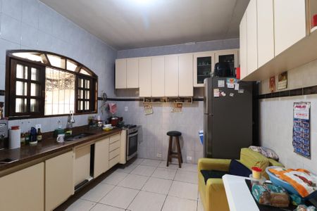 Casa à venda com 170m², 3 quartos e 3 vagasCozinha