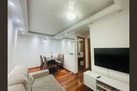 Sala de apartamento para alugar com 2 quartos, 44m² em Cidade Parque Brasilia, Guarulhos