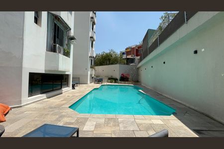Apartamento para alugar com 220m², 3 quartos e 3 vagasPiscina