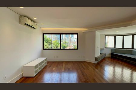 Sala de apartamento para alugar com 3 quartos, 220m² em Sumarezinho, São Paulo