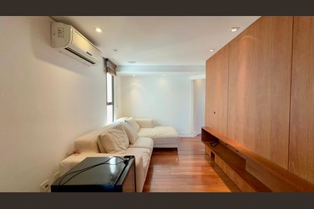 Apartamento para alugar com 220m², 3 quartos e 3 vagasSala de TV