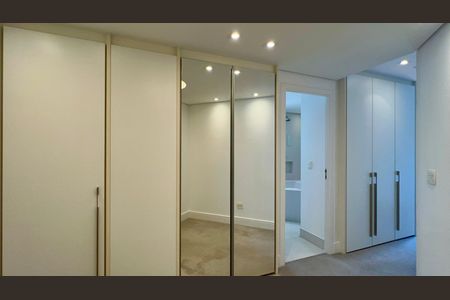 Apartamento para alugar com 220m², 3 quartos e 3 vagasCloset da suíte 3
