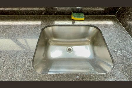 Apartamento para alugar com 220m², 3 quartos e 3 vagasÁrea de Serviço