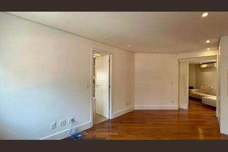 Apartamento para alugar com 220m², 3 quartos e 3 vagasLiving 