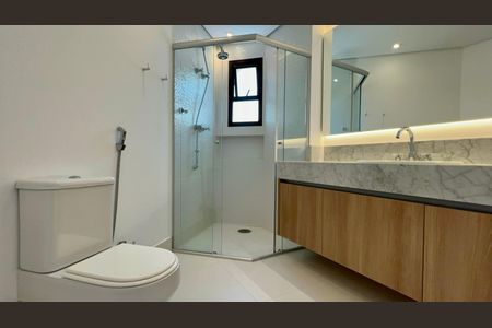 Apartamento para alugar com 220m², 3 quartos e 3 vagasBanheiro da Suíte 2