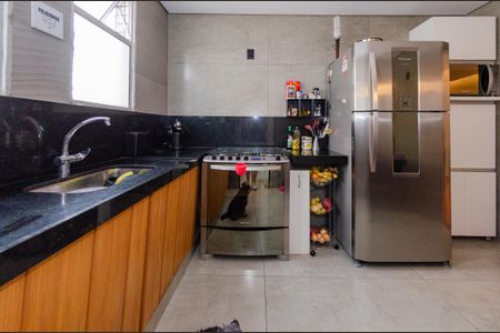 Apartamento à venda com 312m², 5 quartos e 3 vagas Apartamento à venda com 312m², 5 quartos e 3 vagasCozinha