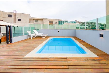 Apartamento à venda com 312m², 5 quartos e 3 vagas Apartamento à venda com 312m², 5 quartos e 3 vagasÁrea externa