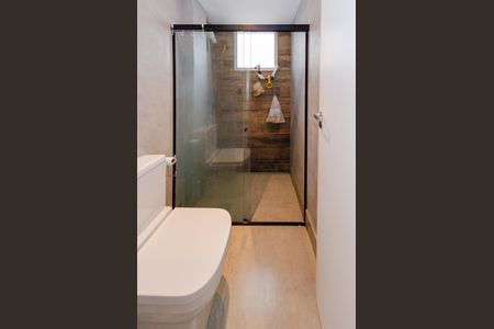 Apartamento à venda com 312m², 5 quartos e 3 vagas Apartamento à venda com 312m², 5 quartos e 3 vagasBanheiro social 2