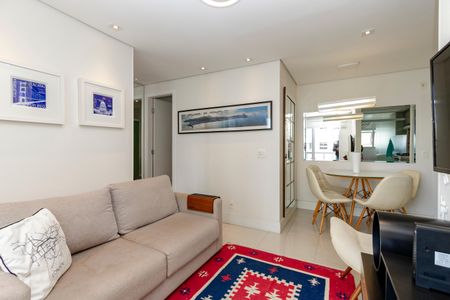 Sala de apartamento à venda com 1 quarto, 40m² em Santo Amaro, São Paulo