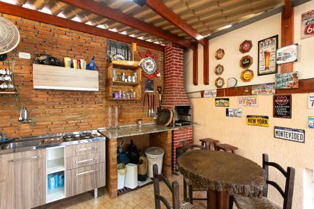 Casa à venda com 160m², 3 quartos e 3 vagasEspaço Gourmet