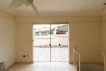 Apartamento à venda com 98m², 2 quartos e 1 vagaCobertura