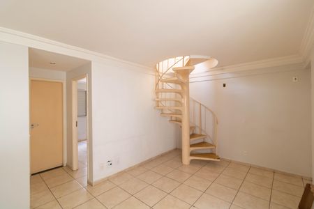 Apartamento à venda com 98m², 2 quartos e 1 vagaSalas