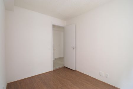 Quarto 1 de apartamento para alugar com 2 quartos, 37m² em Parque Industrial Tomas Edson, São Paulo