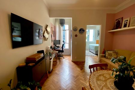 Sala  de apartamento à venda com 1 quarto, 50m² em Copacabana, Rio de Janeiro