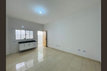 Sala cozinha de kitnet/studio para alugar com 1 quarto, 50m² em Vila Sao Rafael, Guarulhos