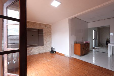 Sala de casa à venda com 5 quartos, 150m² em Vila Sapopemba, São Paulo