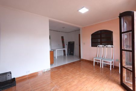 Sala de casa à venda com 5 quartos, 150m² em Vila Sapopemba, São Paulo