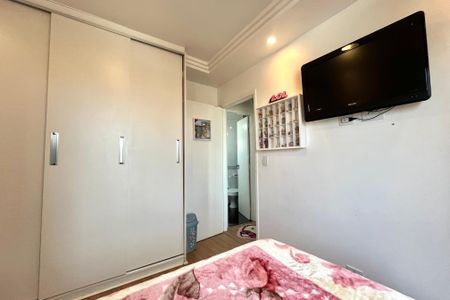 Apartamento à venda com 90m², 3 quartos e 2 vagas Apartamento à venda com 90m², 3 quartos e 2 vagasQuarto 2