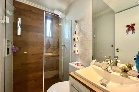 Apartamento à venda com 90m², 3 quartos e 2 vagas Apartamento à venda com 90m², 3 quartos e 2 vagasBanheiro 1