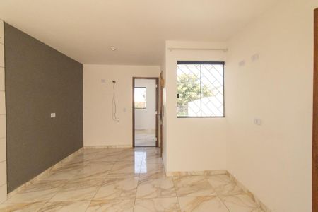 Sala/Cozinha de casa para alugar com 2 quartos, 35m² em Campo de Santana, Curitiba