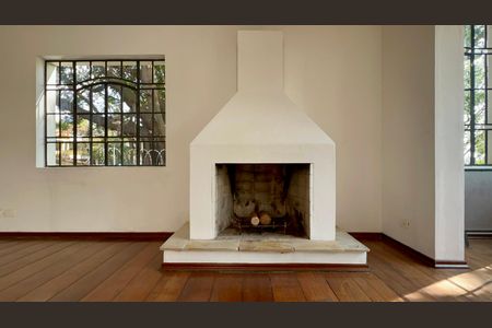 Casa à venda com 400m², 4 quartos e 4 vagasSala