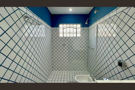 Casa à venda com 400m², 4 quartos e 4 vagasBanheiro da Suíte 3