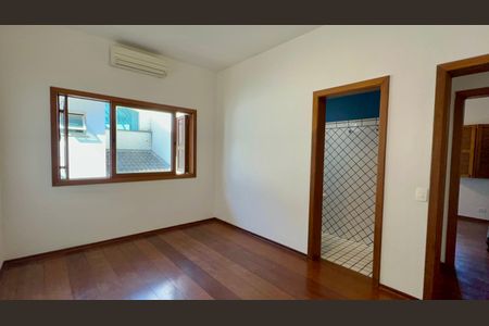 Casa à venda com 400m², 4 quartos e 4 vagasSuíte 4