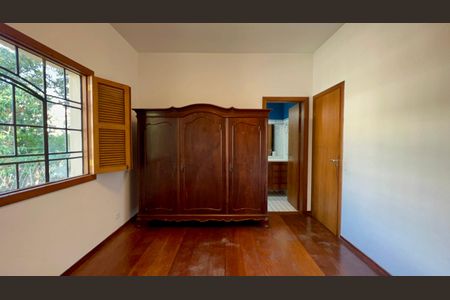 Casa à venda com 400m², 4 quartos e 4 vagasSuíte 3