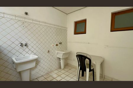 Casa à venda com 400m², 4 quartos e 4 vagasÁrea de Serviço