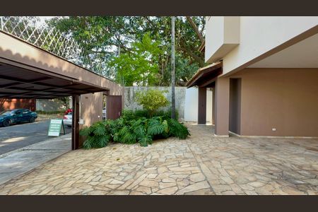 Casa à venda com 400m², 4 quartos e 4 vagasGaragem