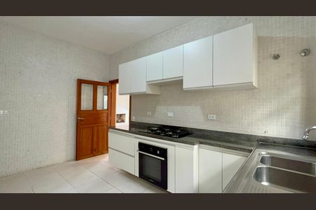 Casa à venda com 400m², 4 quartos e 4 vagasCozinha