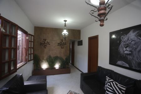 Casa para alugar com 360m², 4 quartos e 3 vagasSala