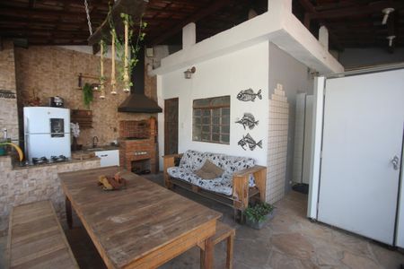 Casa para alugar com 360m², 4 quartos e 3 vagasÁrea comum