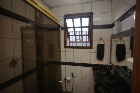 Casa para alugar com 360m², 4 quartos e 3 vagasBanheiro Social