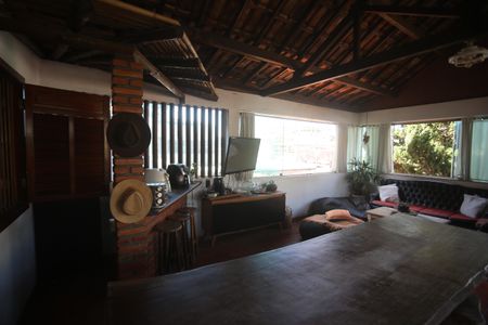 Casa para alugar com 360m², 4 quartos e 3 vagasÁrea gourmet