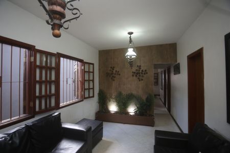 Casa para alugar com 360m², 4 quartos e 3 vagasSala