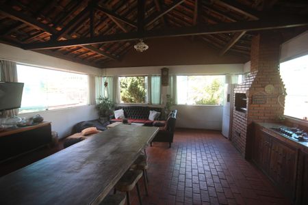 Casa para alugar com 360m², 4 quartos e 3 vagasÁrea gourmet