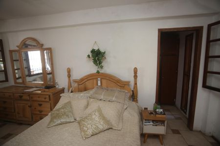 Casa para alugar com 360m², 4 quartos e 3 vagasSuíte 2