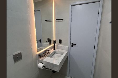 Apartamento para alugar com 69m², 2 quartos e 1 vaga Apartamento para alugar com 69m², 2 quartos e 1 vagaBanheiro Social