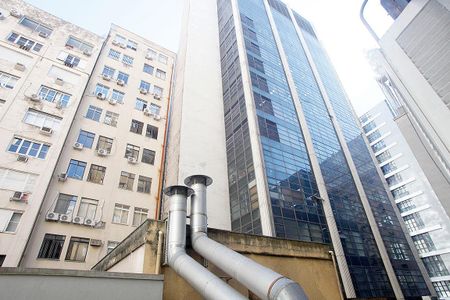 Quarto 1 Vista de apartamento para alugar com 2 quartos, 67m² em Centro Histórico, Porto Alegre