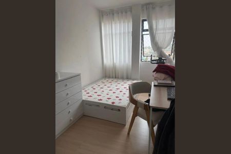 Quarto de apartamento para alugar com 2 quartos, 75m² em Centro Cívico, Curitiba
