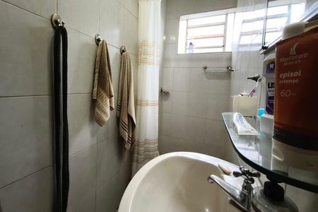 Banheiro Suíte de casa à venda com 2 quartos, 125m² em Jardim Ouro Branco, Campinas