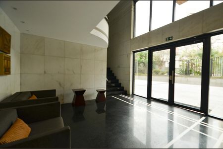 Apartamento à venda com 151m², 4 quartos e 2 vagas Apartamento à venda com 151m², 4 quartos e 2 vagasHall de entrada