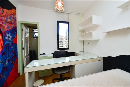 Apartamento à venda com 151m², 4 quartos e 2 vagas Apartamento à venda com 151m², 4 quartos e 2 vagasSuite 1