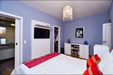 Apartamento à venda com 151m², 4 quartos e 2 vagas Apartamento à venda com 151m², 4 quartos e 2 vagasSuite 2