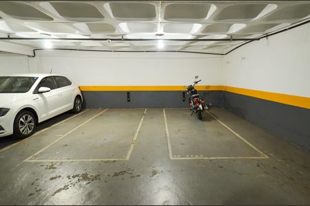 Apartamento à venda com 151m², 4 quartos e 2 vagas Apartamento à venda com 151m², 4 quartos e 2 vagasGaragem